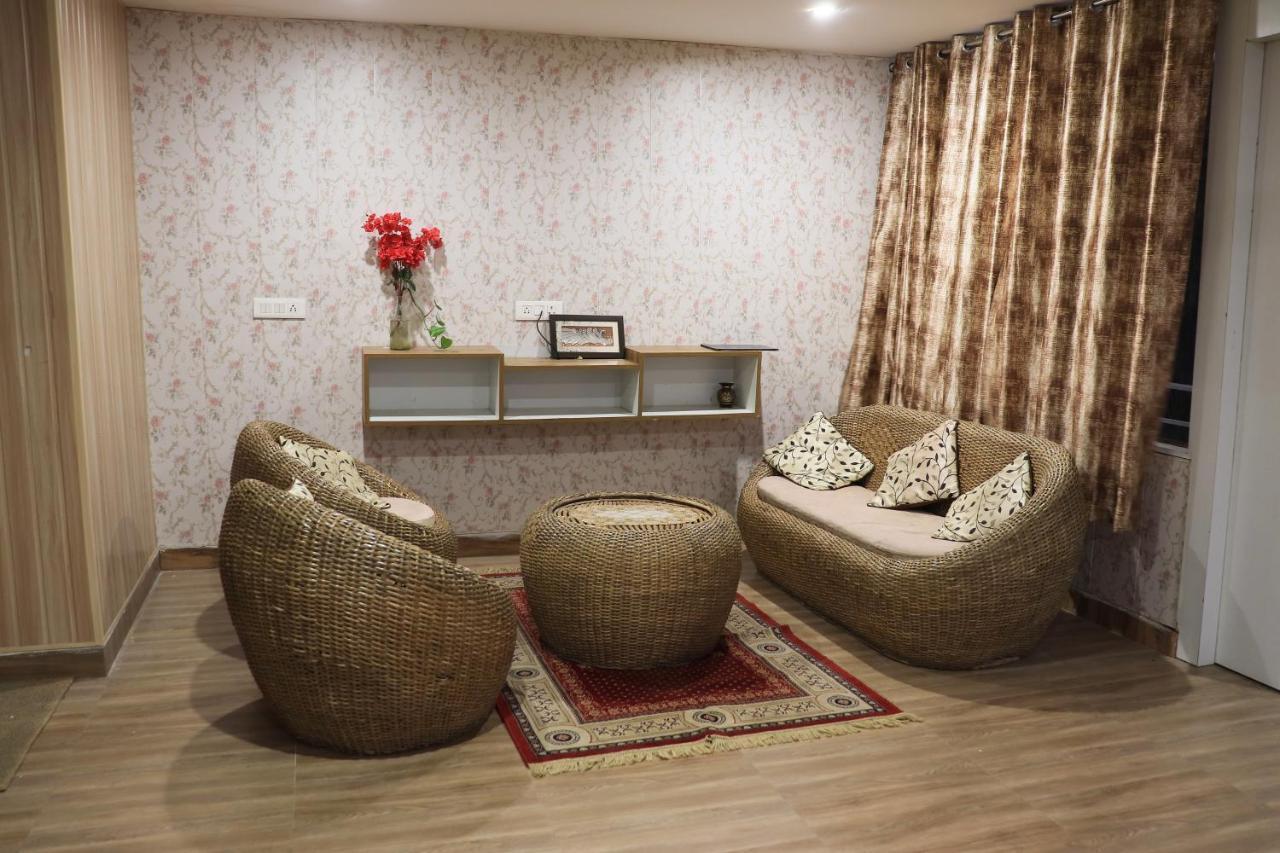 Valley Retreat Home Stay Dehradun Dış mekan fotoğraf